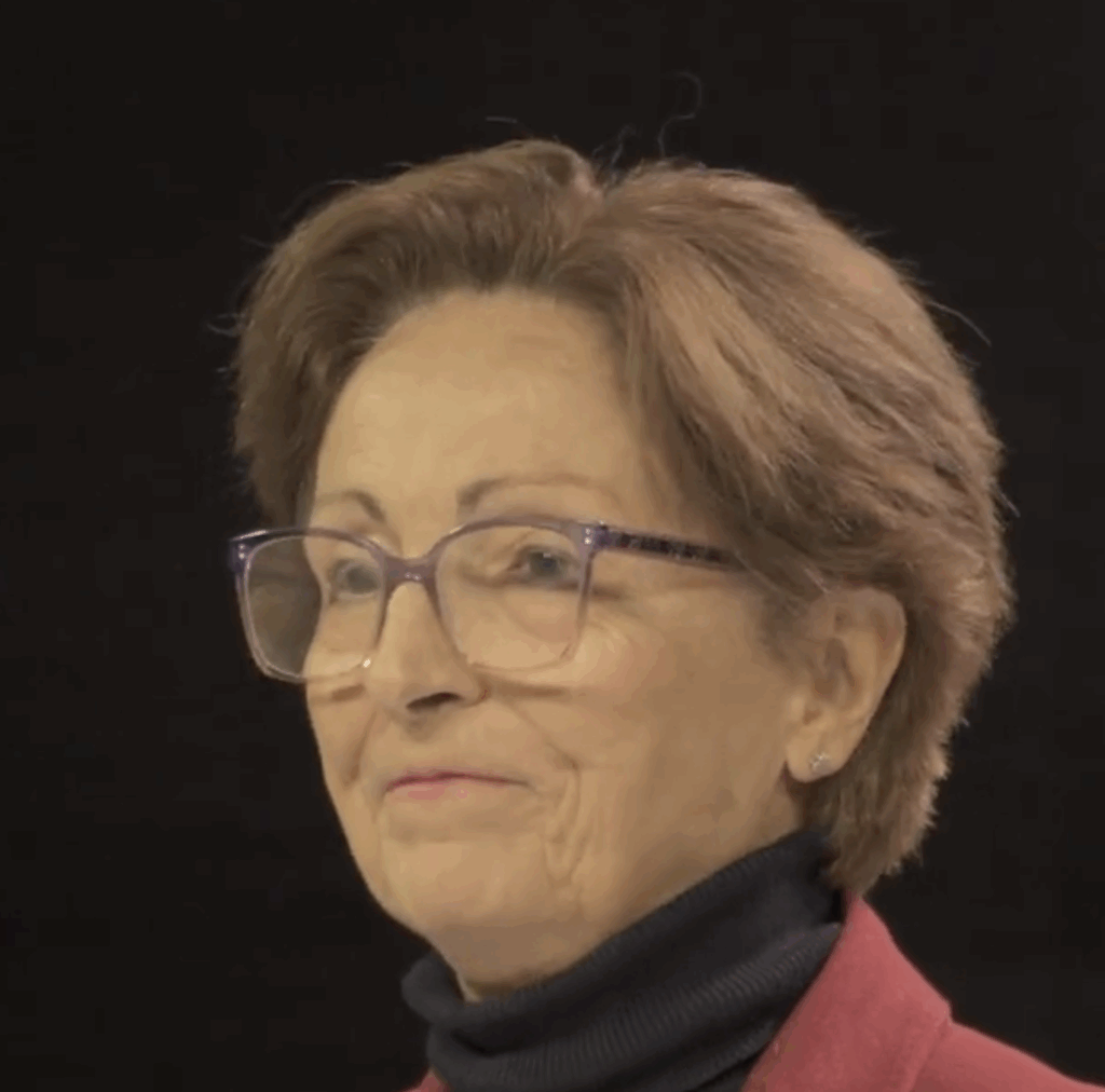 Headshot of Maria Pilar Munuera